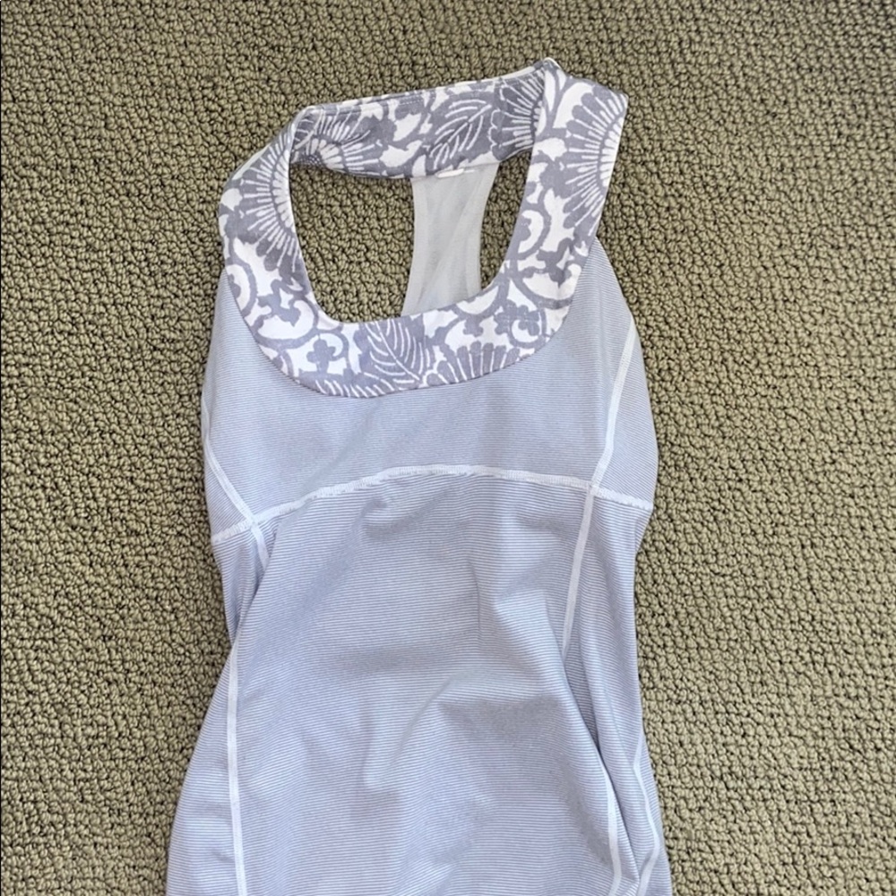 Lululemon workout tank top